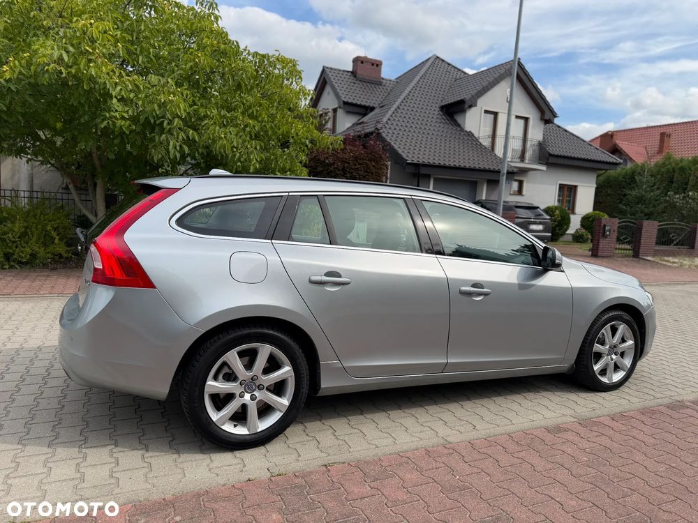 Volvo V60 - 13