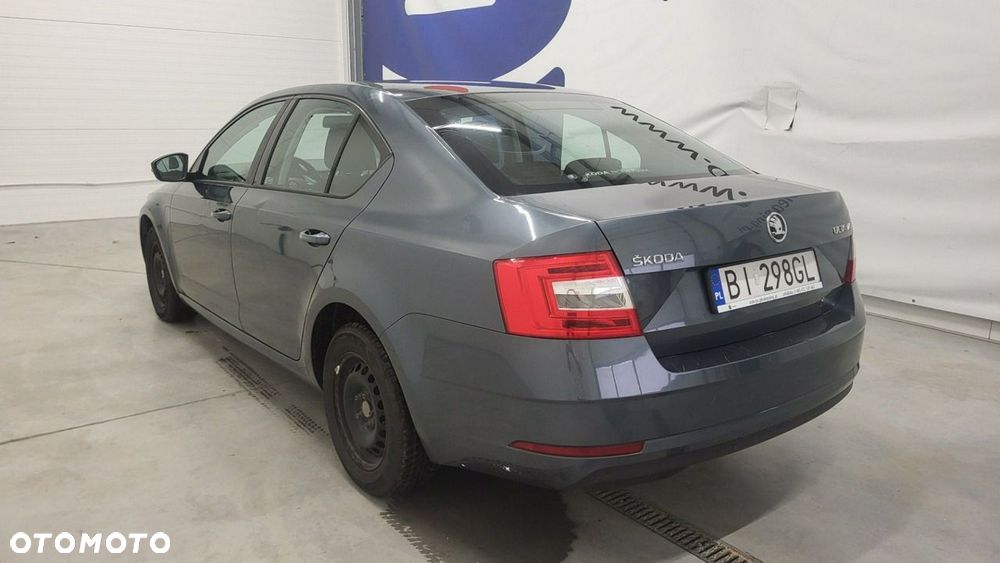 Skoda Octavia - 8