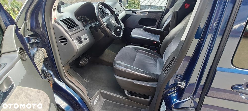 Volkswagen Transporter - 11