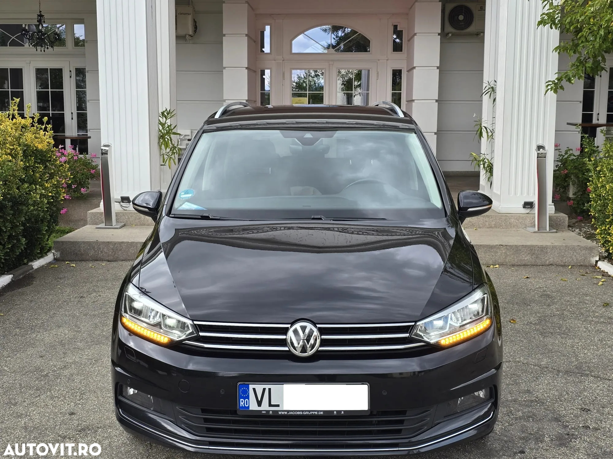 Volkswagen Touran 2.0 TDI DSG Highline - 13