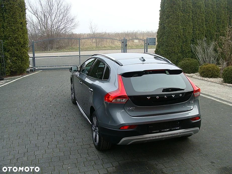 Volvo V40 Cross Country D2 Geartronic Momentum - 31
