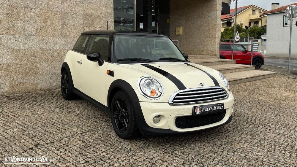 MINI 3 Portas Cooper D - 3