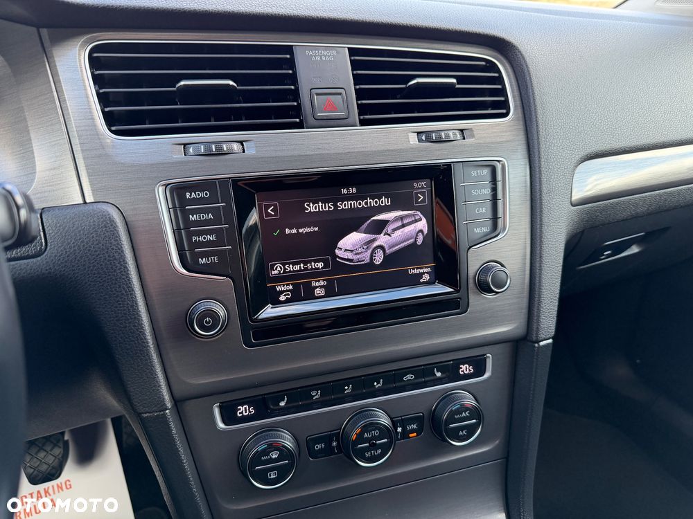 Volkswagen Golf 1.6 TDI DPF Style - 22