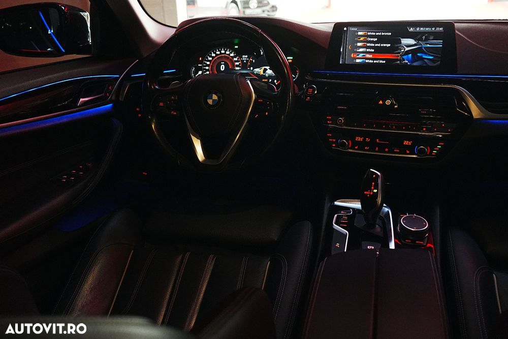 BMW Seria 5 518d AT - 38
