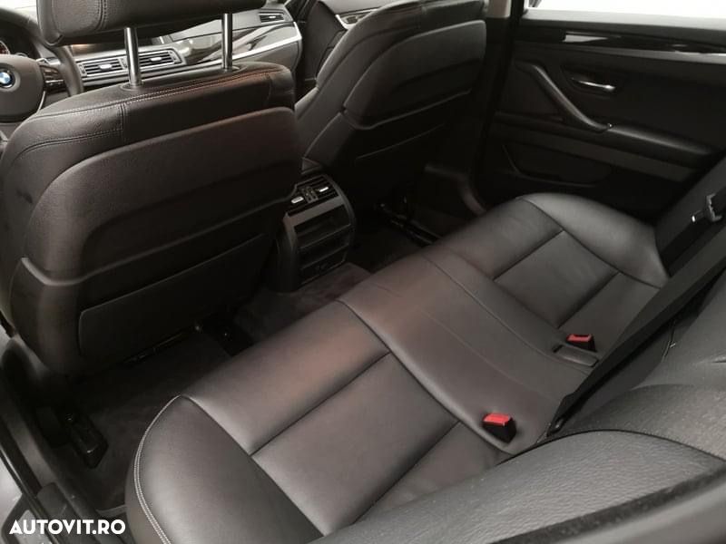 BMW Seria 5 525d xDrive Aut. Luxury Line - 12