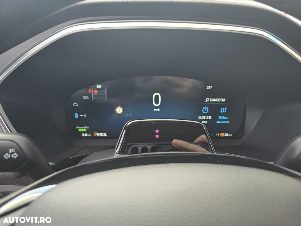 Ford Kuga 2.5 Duratec FWD FHEV Titanium - 9