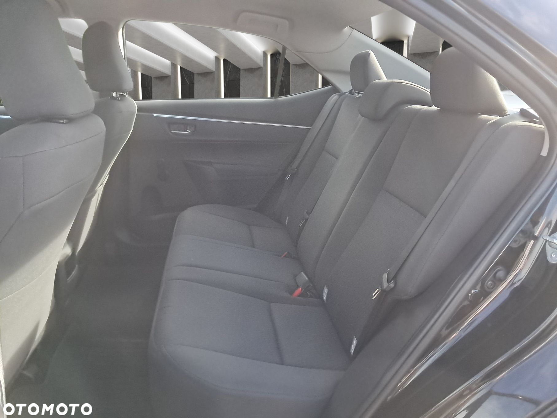 Toyota Corolla 1.6 Active EU6 - 29