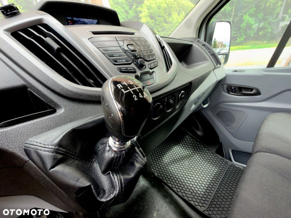 Ford TRANSIT - 26