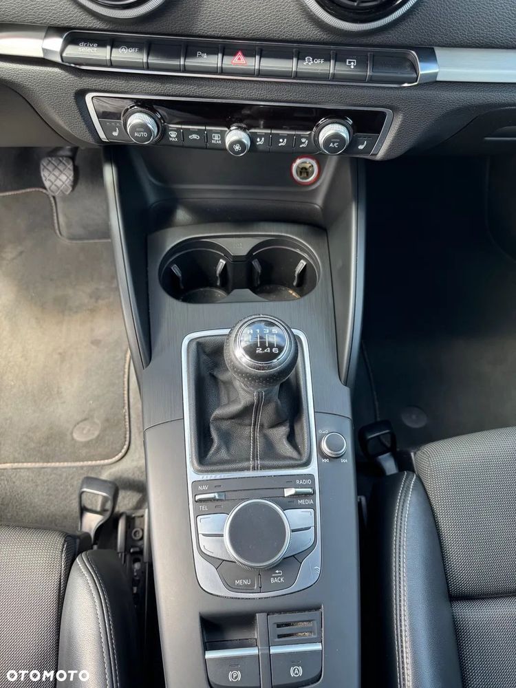 Audi A3 Sportback 1.4 TFSI cylinder on demand ultra S line Sportpaket - 25