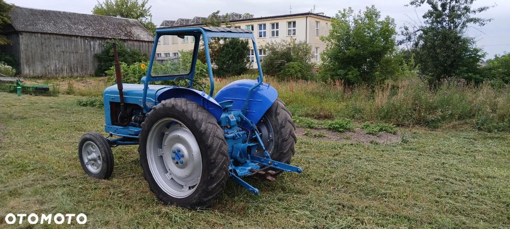 Ford Major - 3
