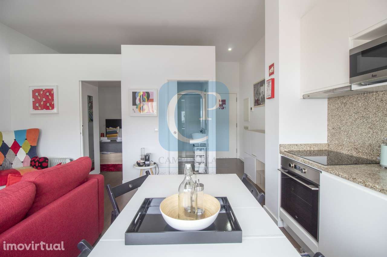 Apartamento T1kit, junto à Avenida da Boavista - Grande imagem: 2/20