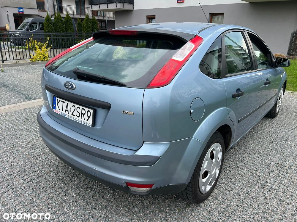Ford Focus 1.8 TDCi Ambiente - 16