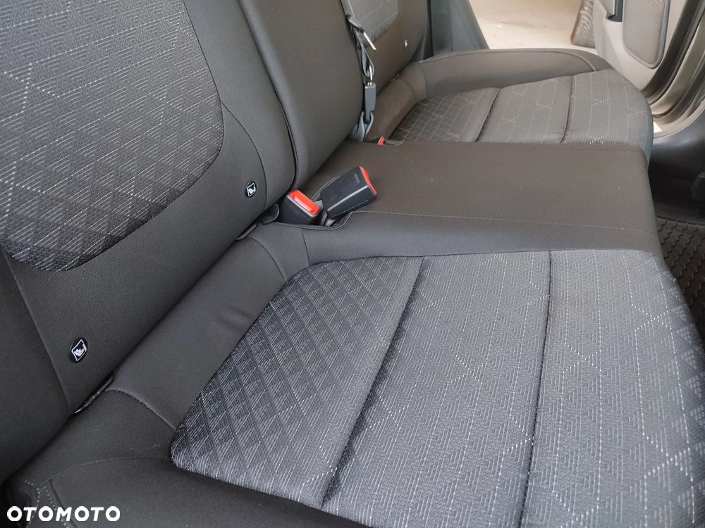 Kia Rio 1.2 Dream Team Edition - 16