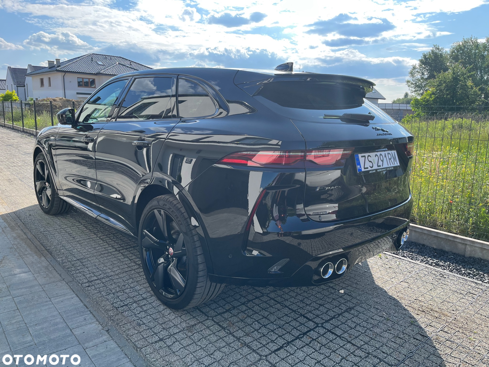 Jaguar F-Pace 5.0 V8 P550 AWD SVR - 2