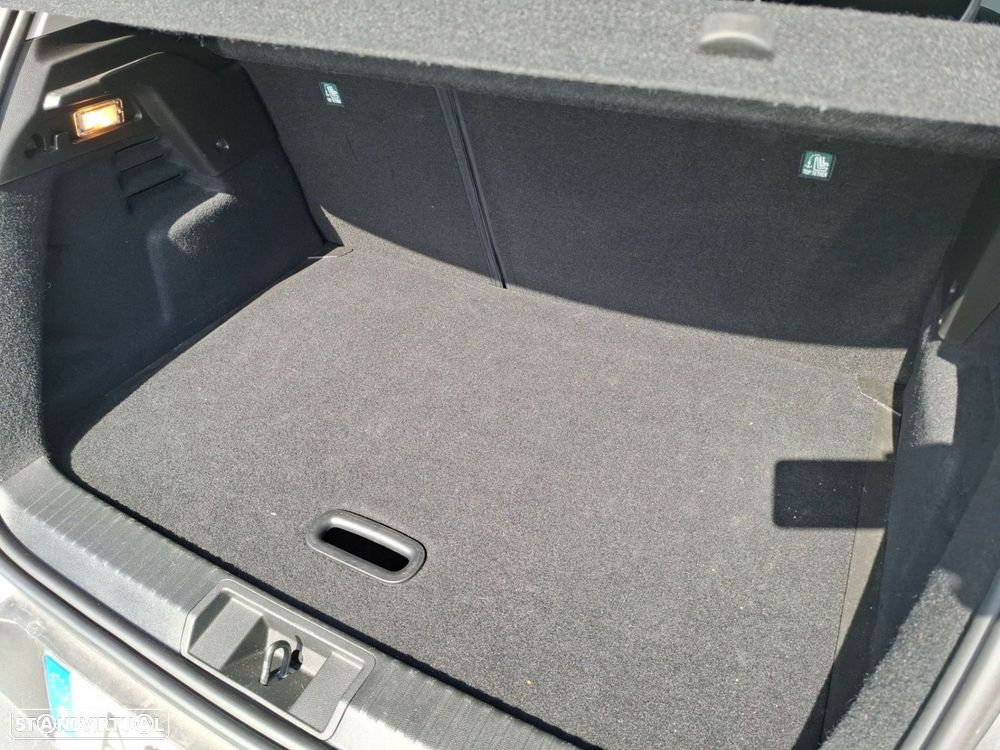 Renault Captur 1.6 E-Tech Intens - 26