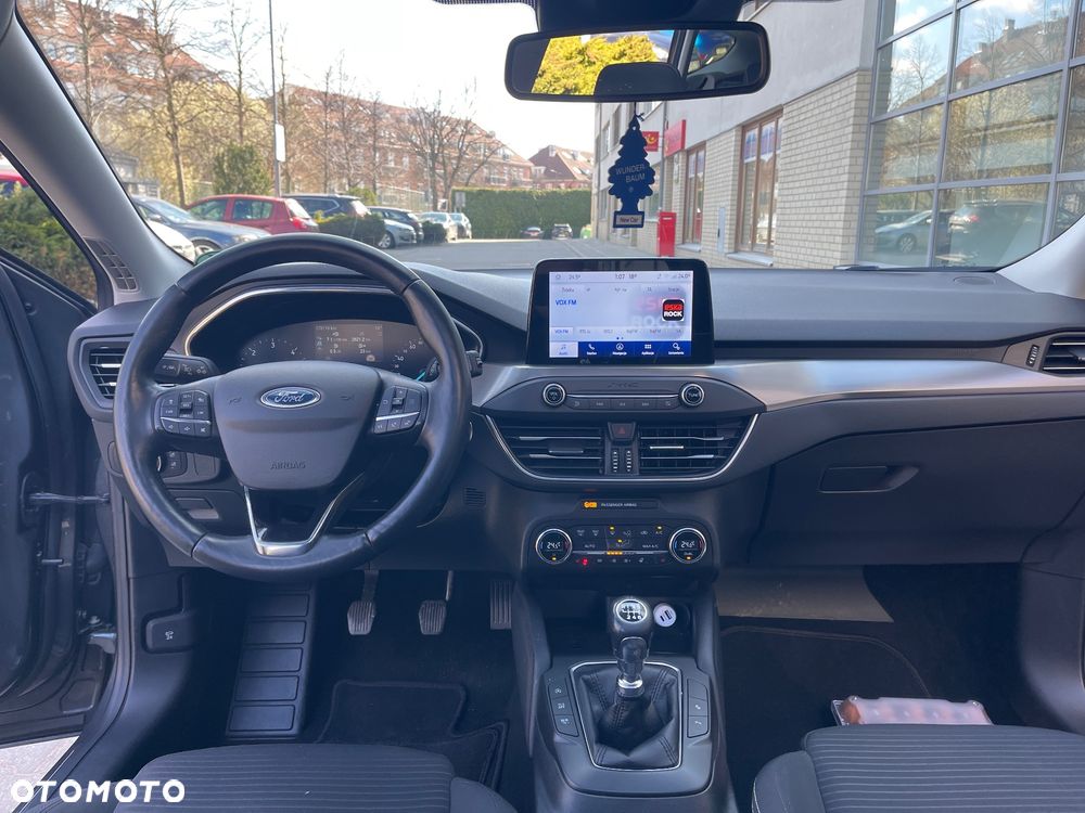 Ford Focus - 24