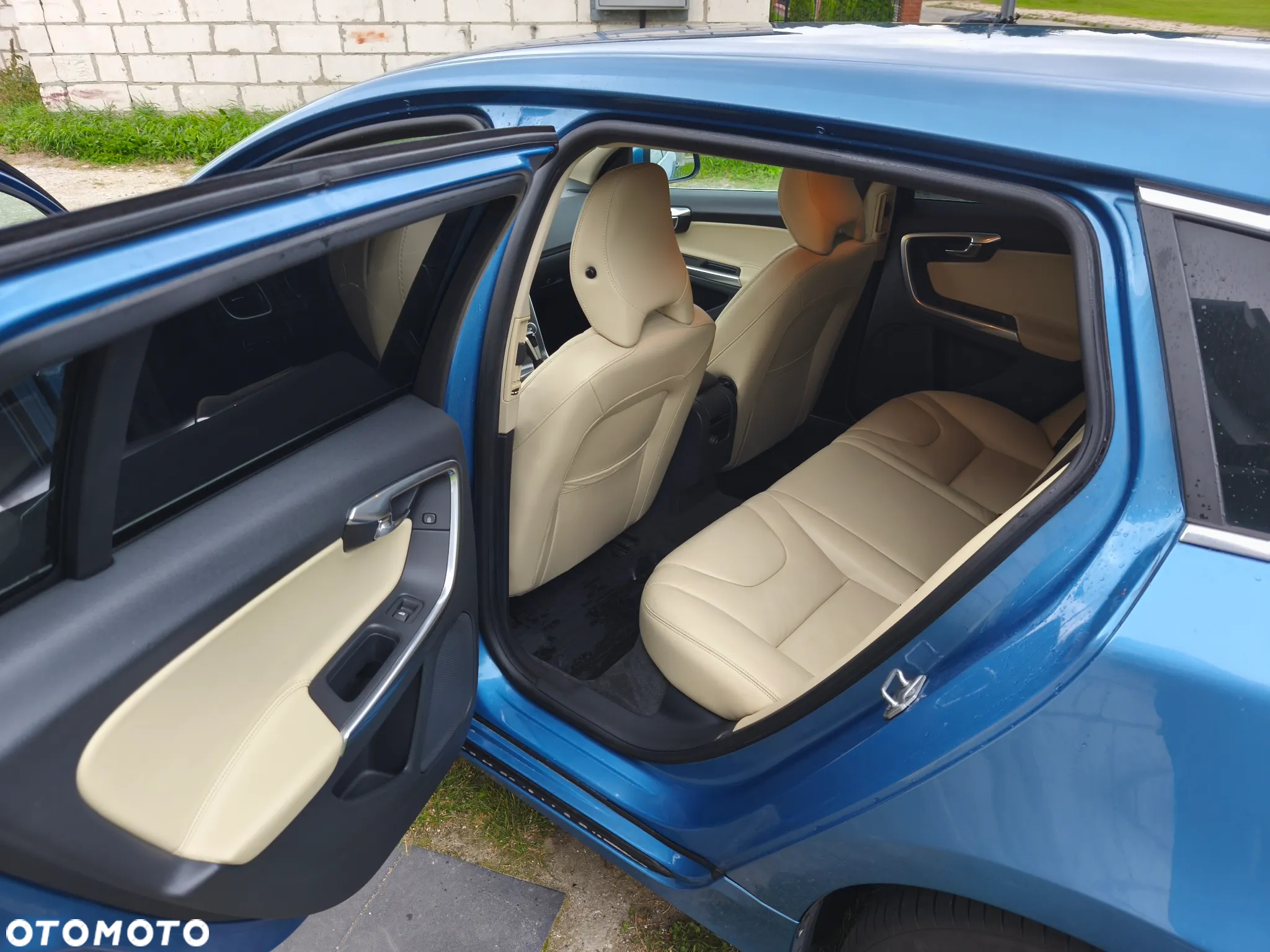 Volvo V60 D4 Drive-E Momentum - 7
