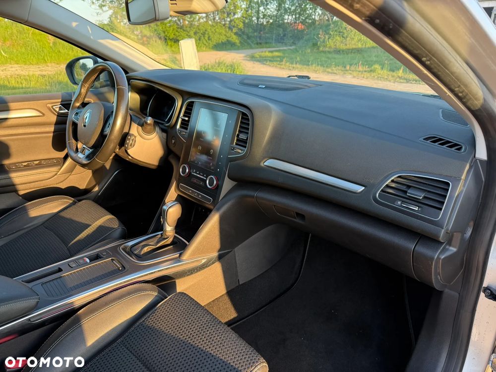 Renault Megane ENERGY dCi 110 EDC BOSE EDITION - 26