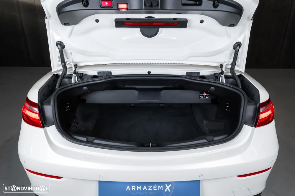 Mercedes-Benz E 300 9G-TRONIC AMG Line - 9