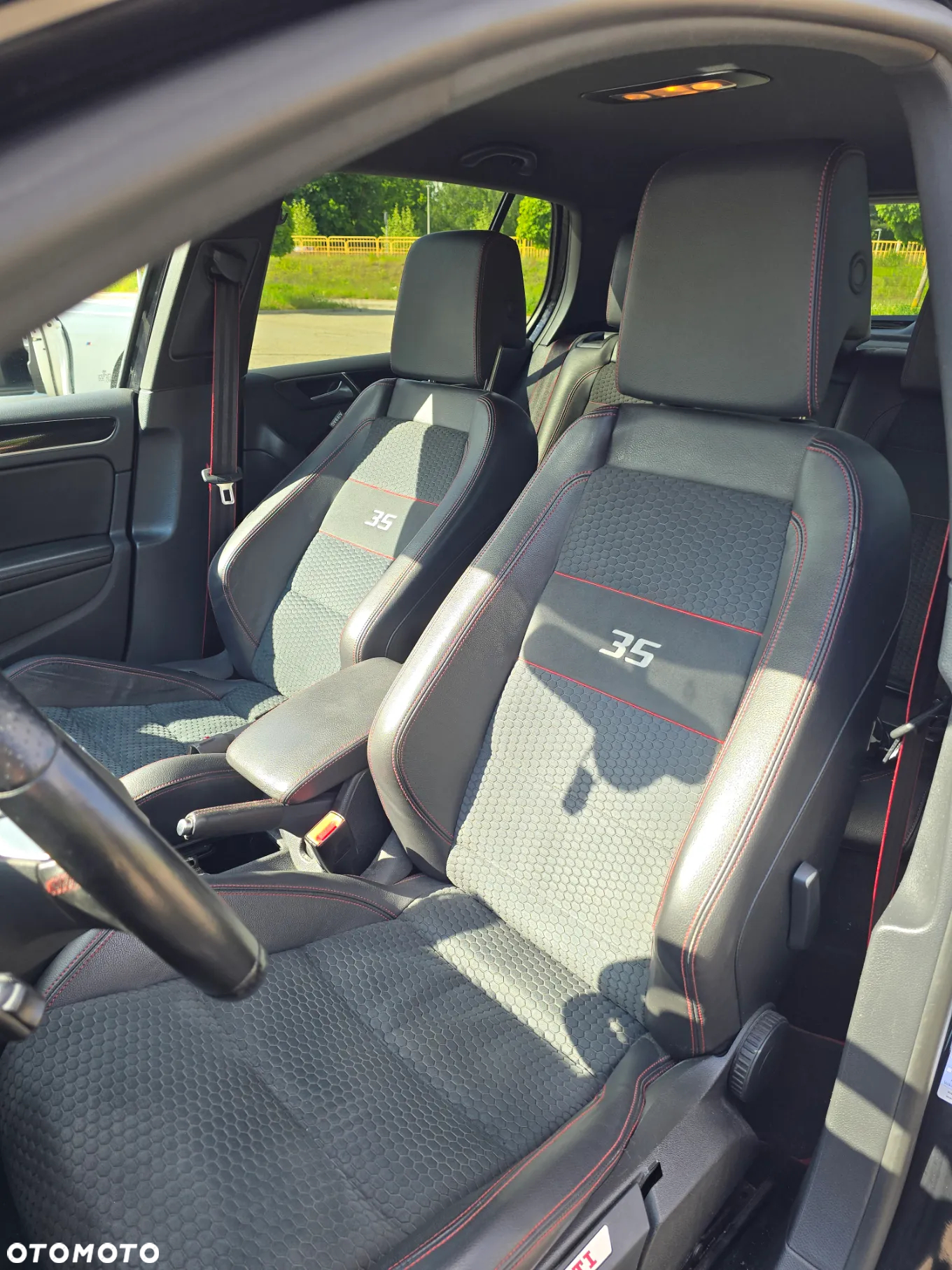 Volkswagen Golf 2.0 GTI Edition 35 - 10