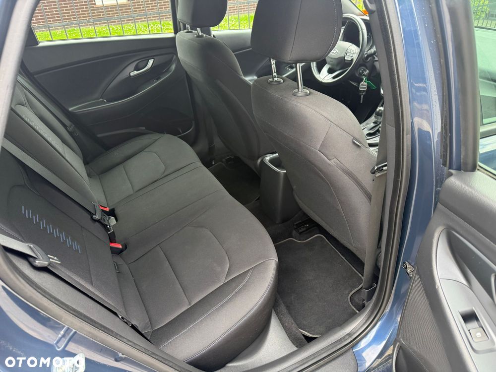 Hyundai i30 1.6 D GO Plus DCT - 14