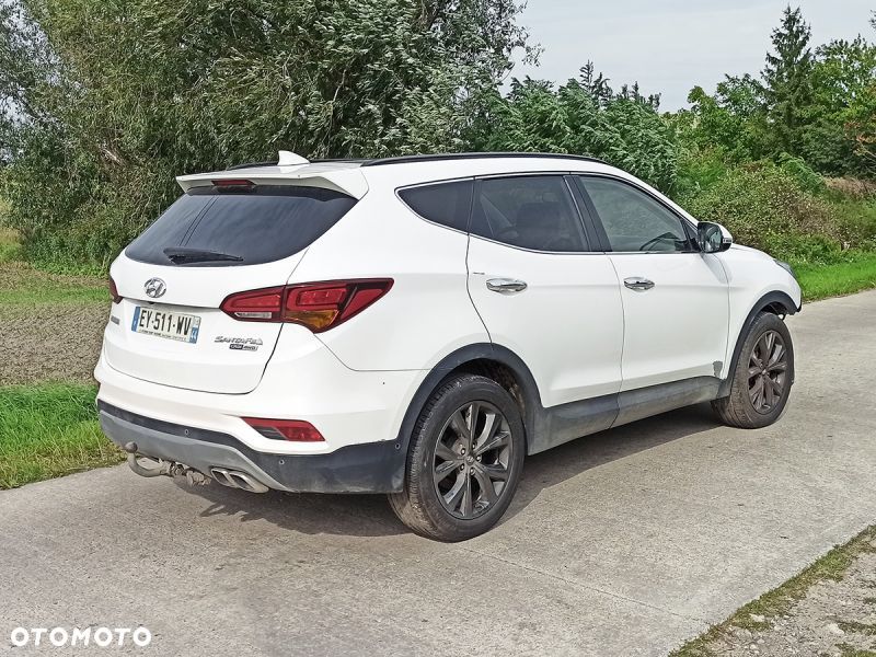 Hyundai Santa Fe - 3