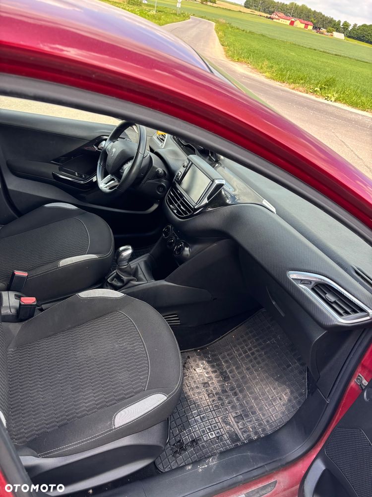 Peugeot 208 1.2 PureTech Active - 14