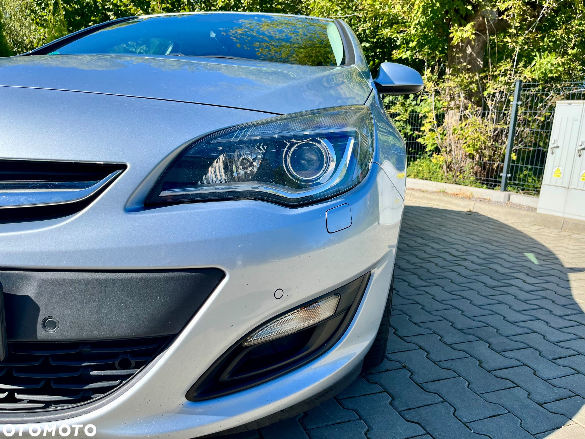Opel Astra IV 1.4 T Sport - 11