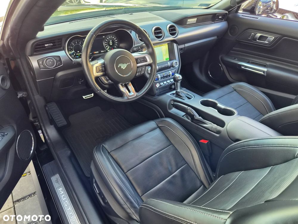 Ford Mustang - 10