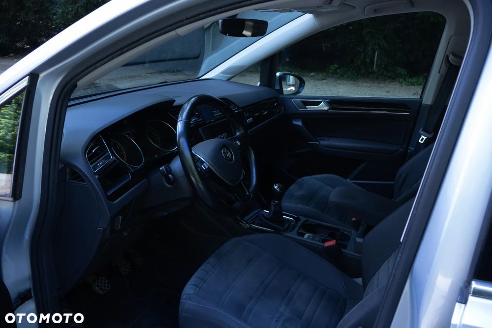 Volkswagen Touran 1.4 TSI (BlueMotion Technology) Highline - 10