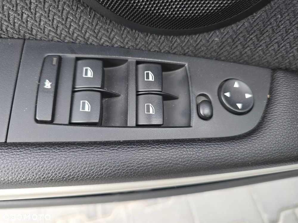 BMW Seria 3 - 18