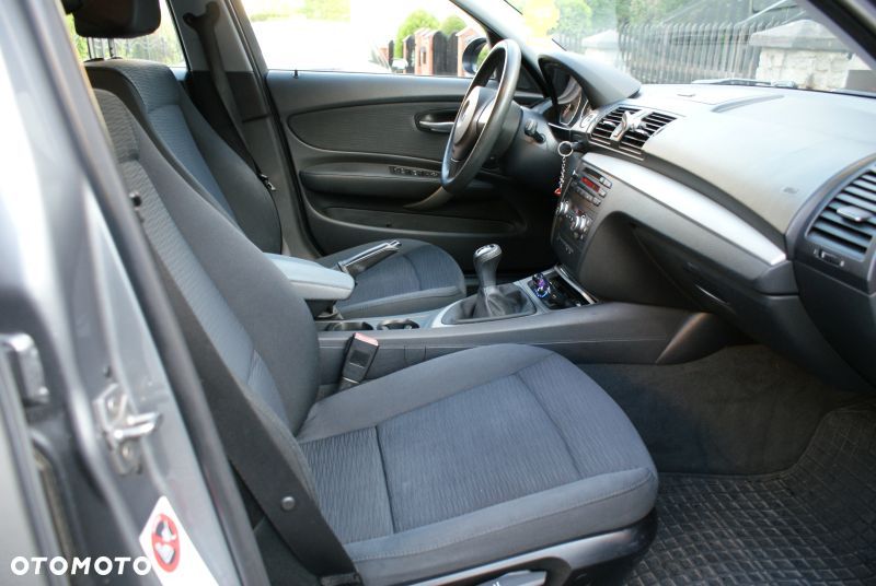 BMW Seria 1 118d - 12