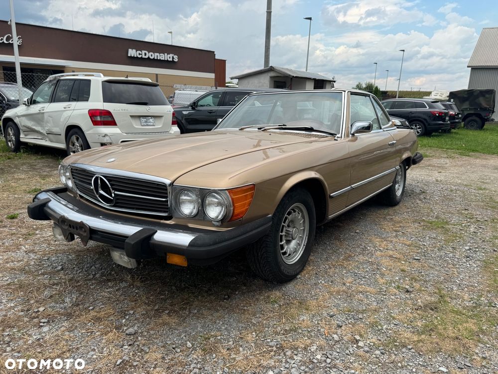 Mercedes-Benz SL - 12
