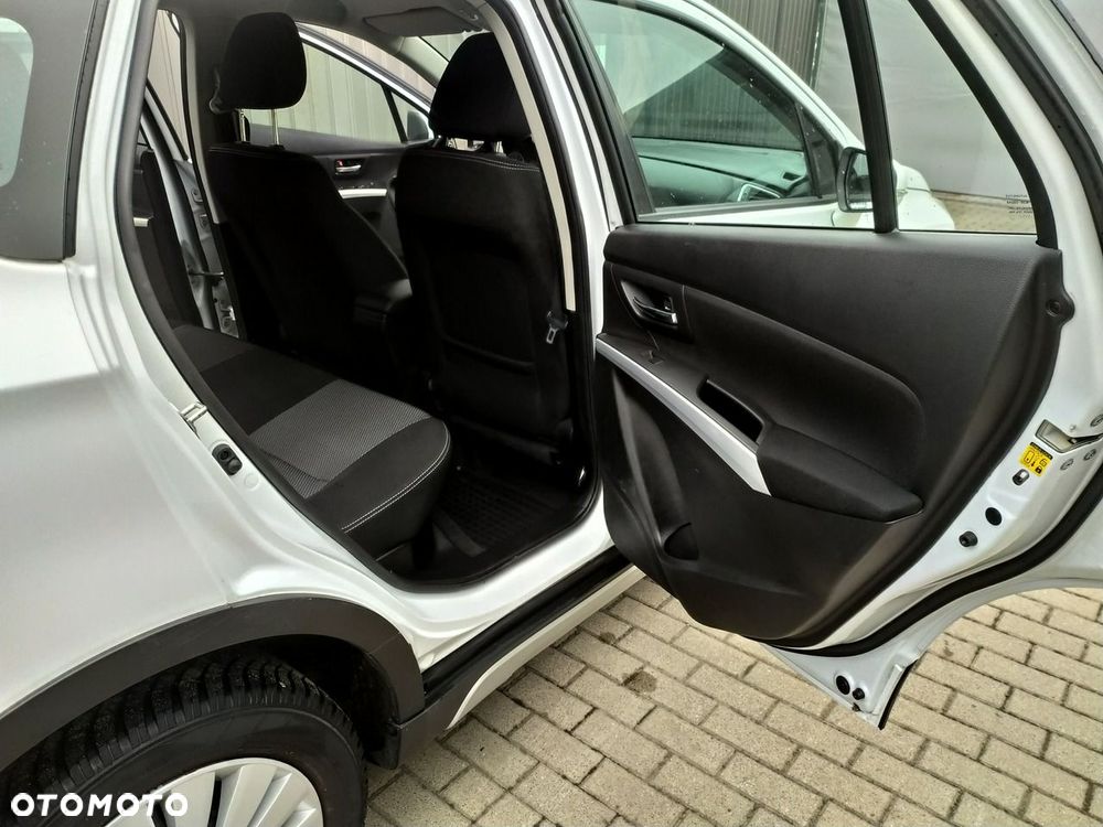 Suzuki SX4 S-Cross - 22