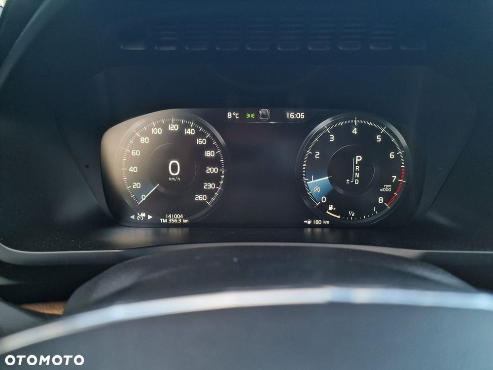 Volvo XC 90 - 19