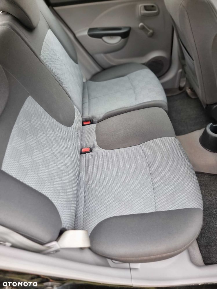 Kia Picanto - 5