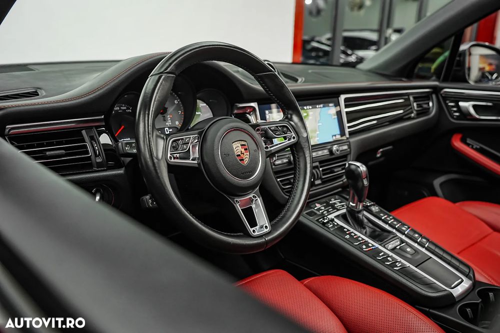 Porsche Macan S - 27