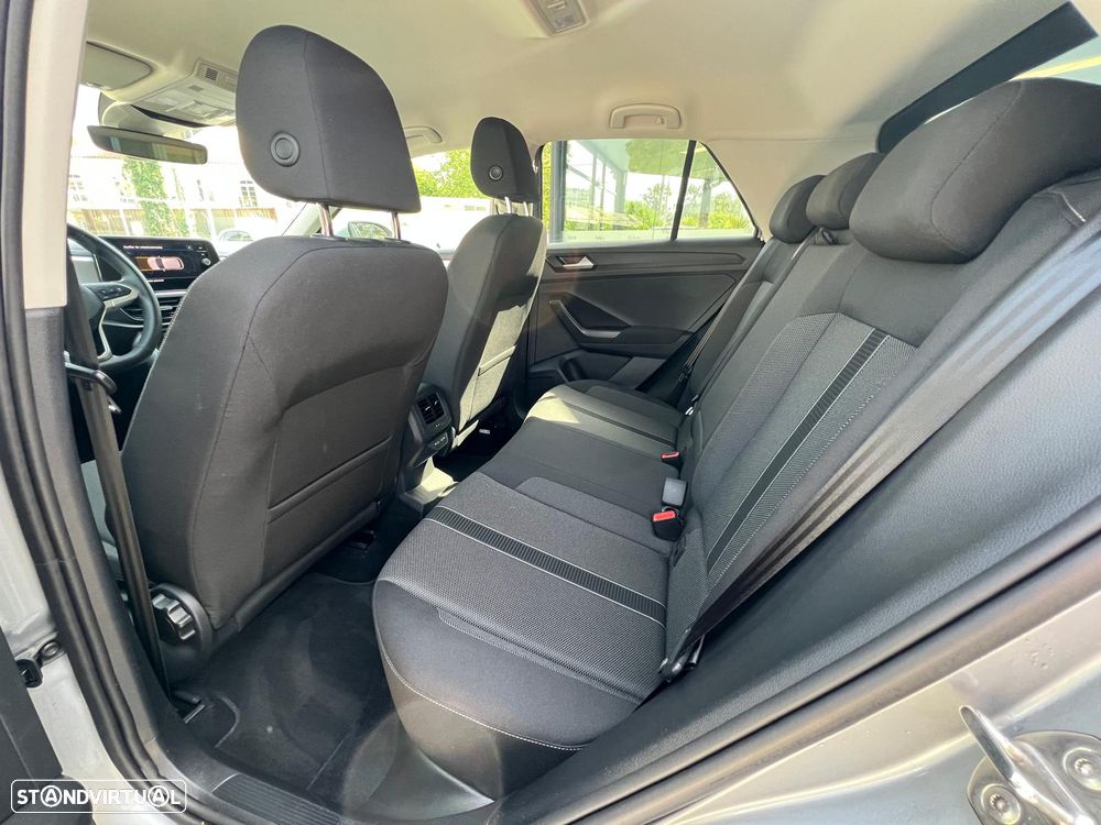 VW T-Roc 1.0 TSI Urban - 7