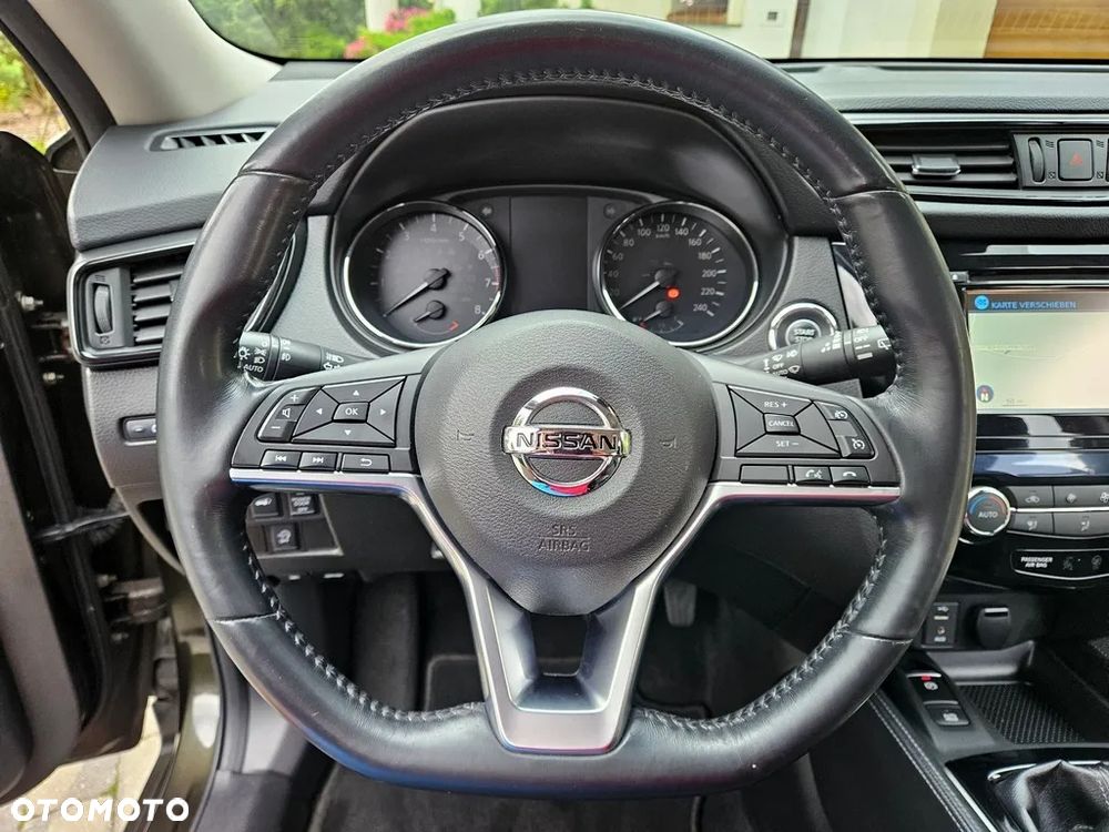 Nissan X-Trail 1.6 DIG-T N-Connecta 2WD - 16