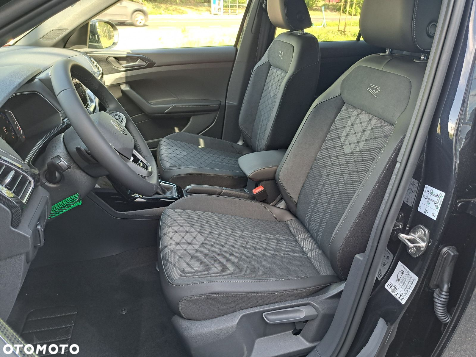 Volkswagen T-Cross 1.5 TSI ACT R-Line Plus DSG - 8