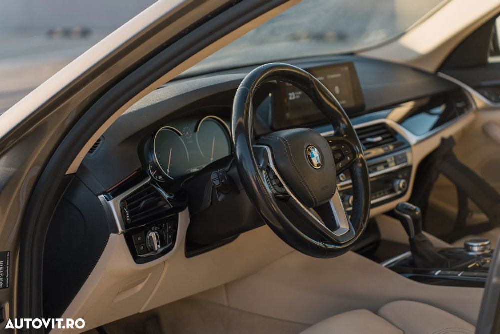 BMW Seria 5 520d - 12