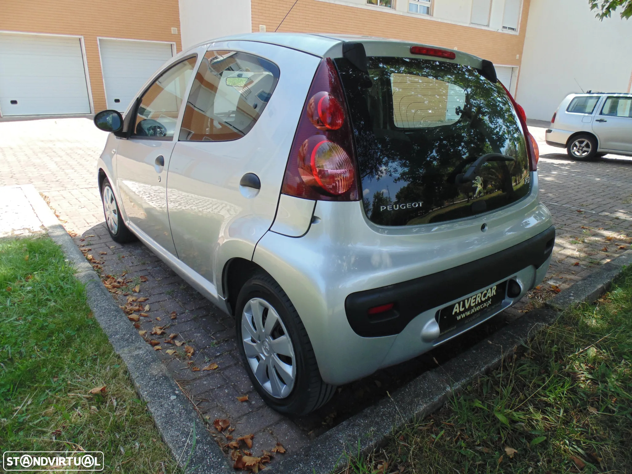 Peugeot 107 1.0 Active - 13