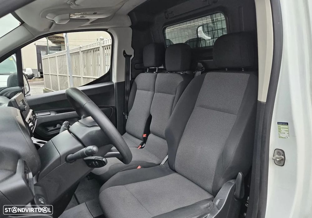 Citroën Berlingo  1.5Hdi  Standart Pro 3Lug  AC TEL CC - 9