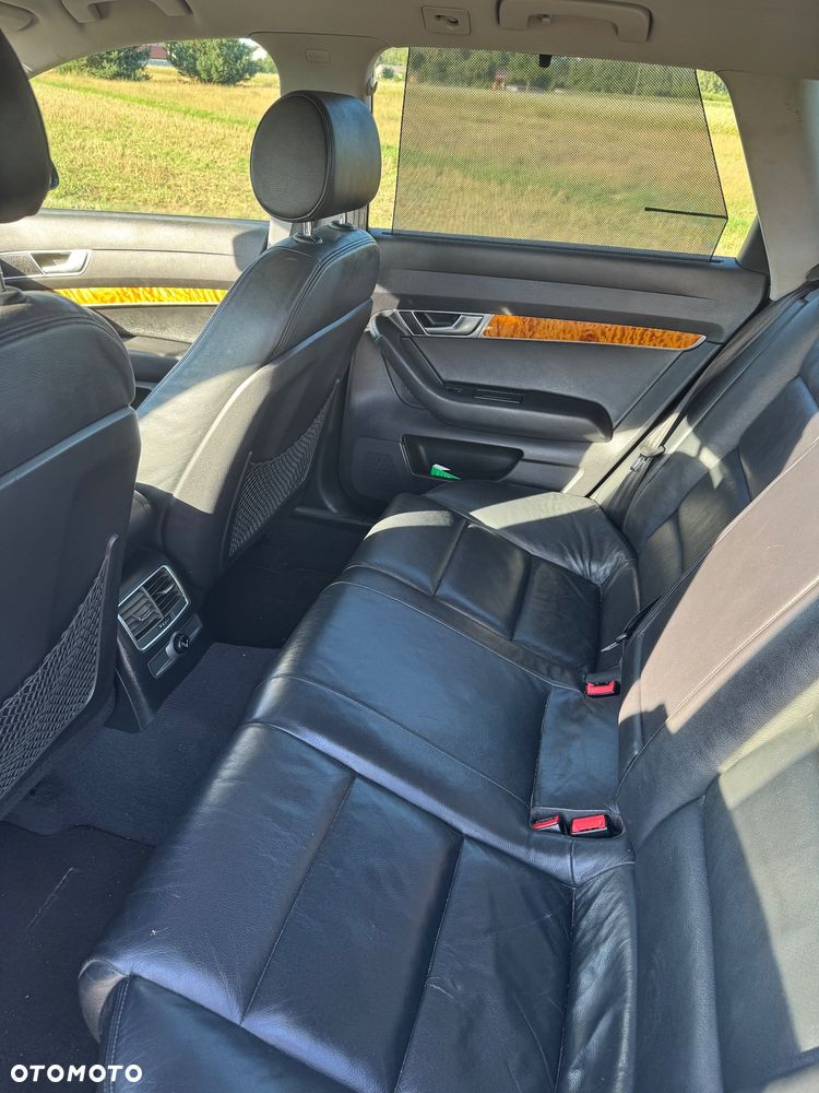 Audi A6 Avant 2.5 TDI - 14