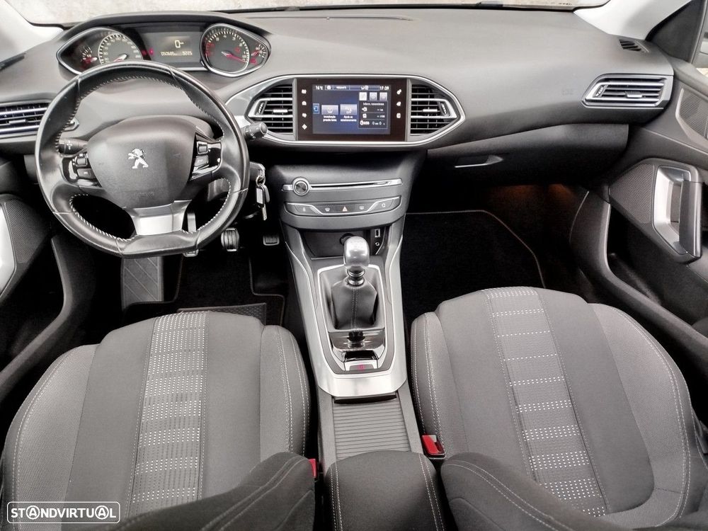 Peugeot 308 SW 1.2 PureTech Allure J17 - 7