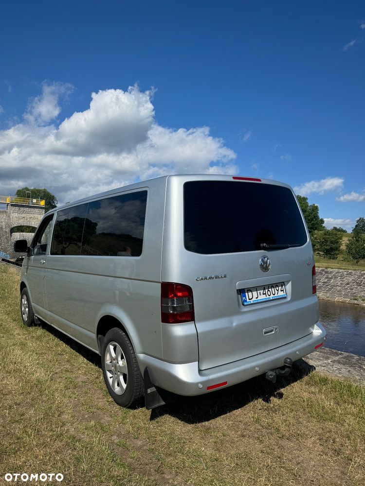 Volkswagen Caravelle - 7