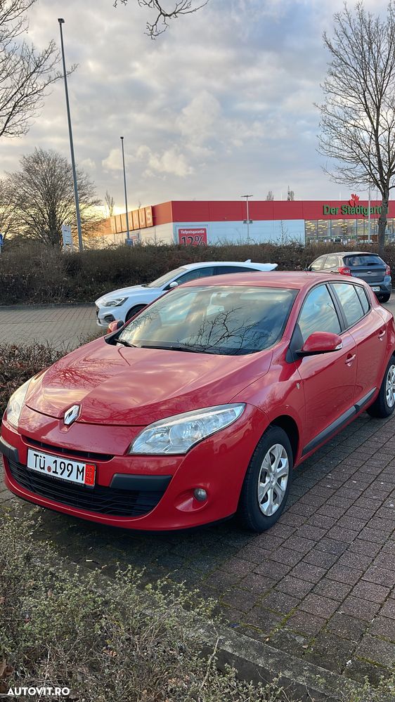 Renault Megane 1.6 16V 110 Expression - 1