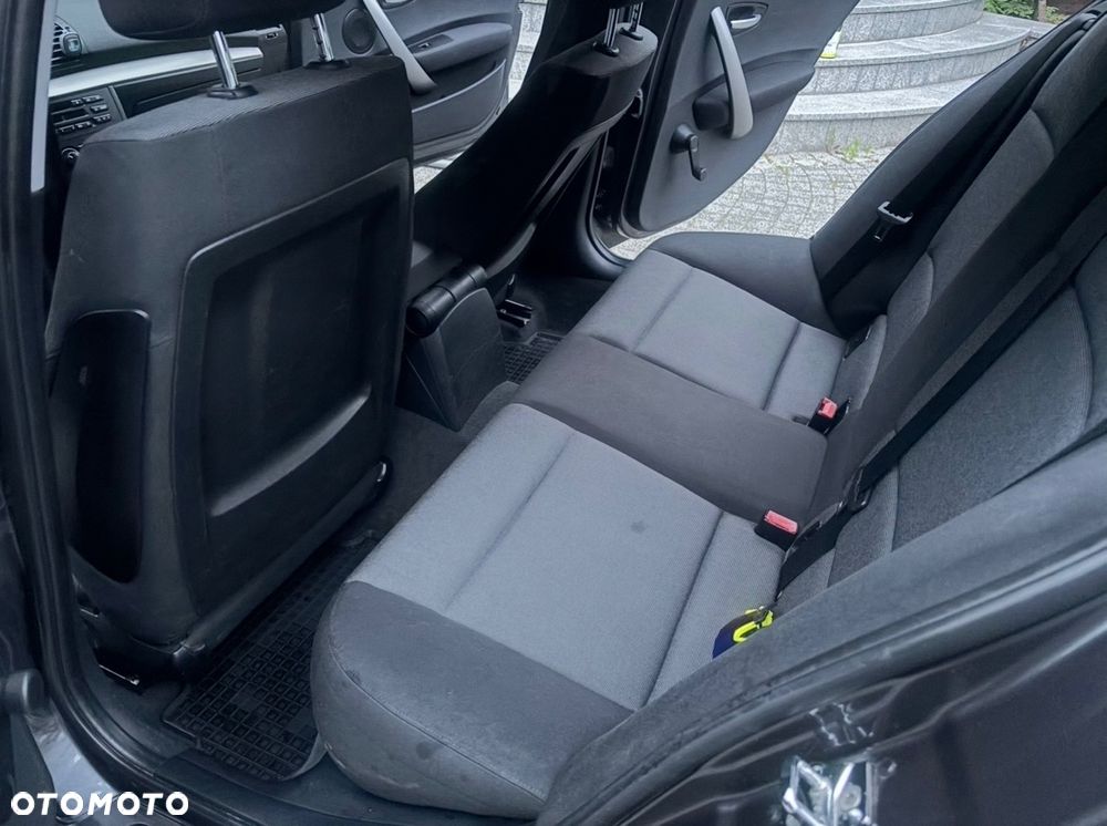 BMW Seria 1 116i - 17