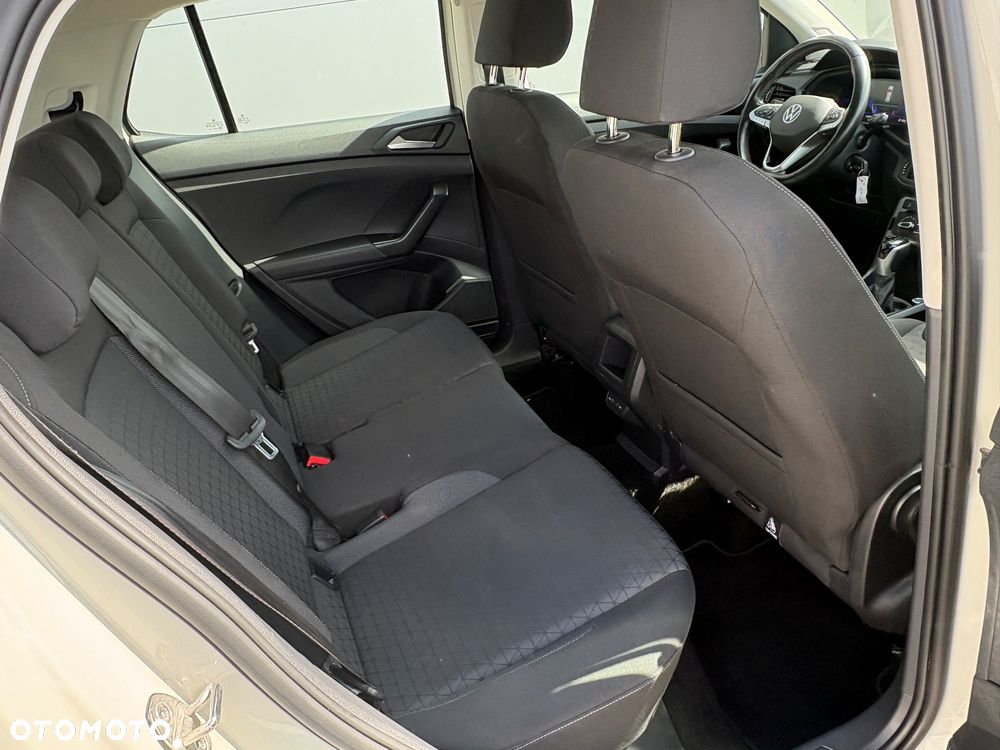 Volkswagen T-Cross - 22