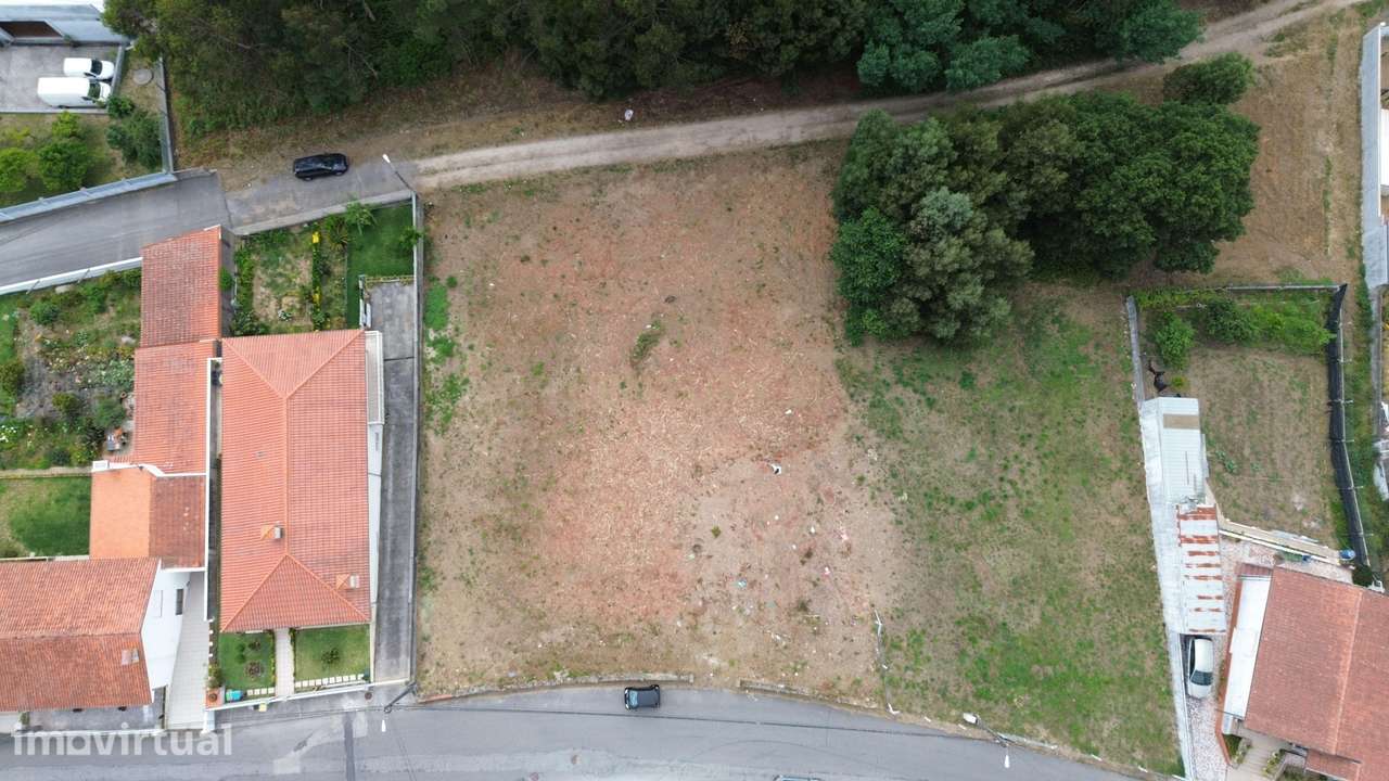 Terreno para Construção de 3 Moradias Geminadas com Projeto Aprovado | - Grande imagem: 4/16